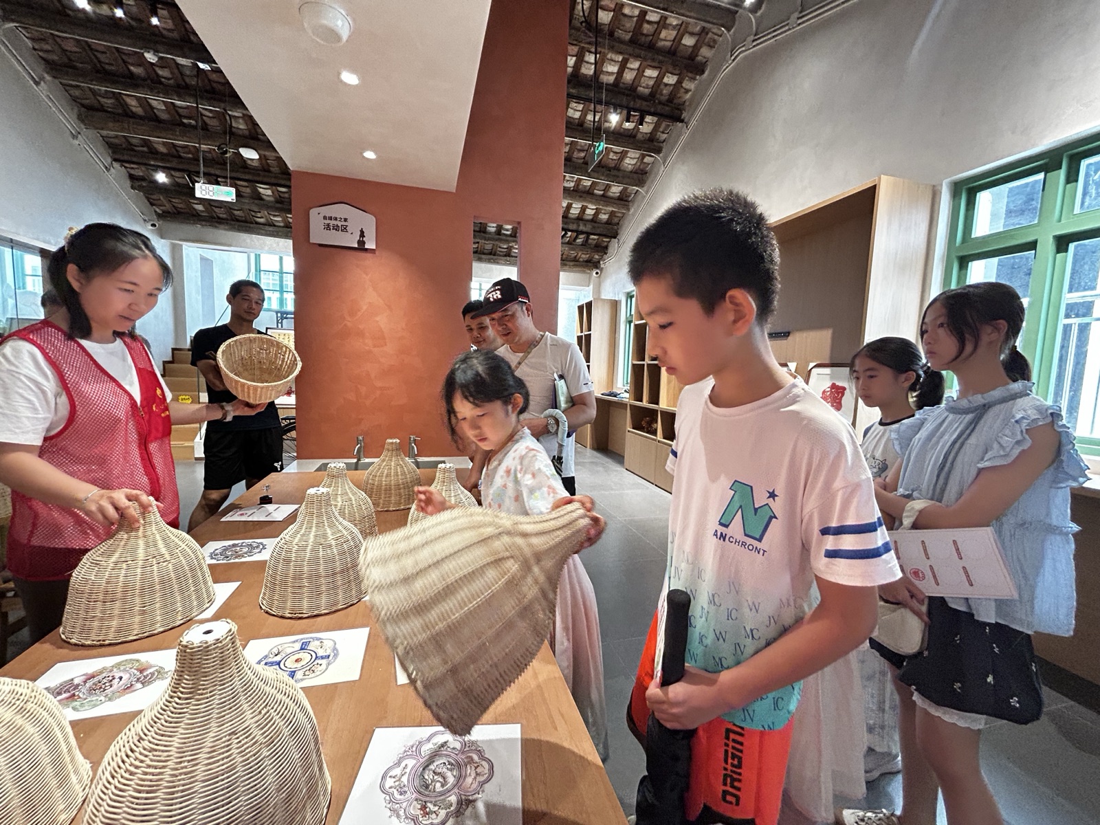 非遗竹编展示